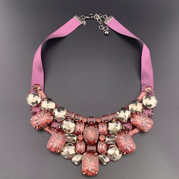 Joan River Burgundy Plum Bib Chunky Rhinestone Ribbon Necklace - Picture 2 of 7